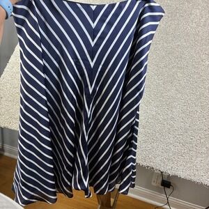 Lauren Ralph Lauren Navy White Striped Skirt Size‎ 12 Career Casual